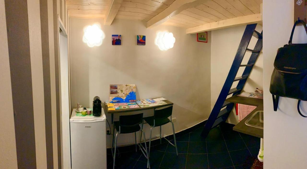 Reginella Holiday Home نابولي المظهر الخارجي الصورة